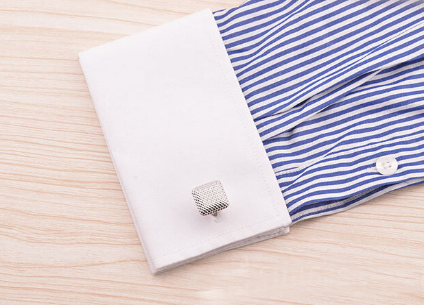 "NorthStar Checkered Metal Cufflinks - Classic Dot Pattern- Roljord" Roljord