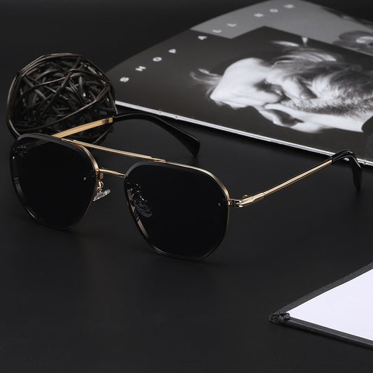 "RetroVision Diamond-Cut Edge Sunglasses for Men - USA & Canada Edition" Roljord