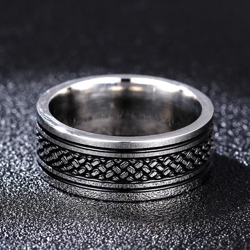 "Titanium Triangle Ring - 8mm Stainless Steel Men's and Women's Fashion Ring" Roljord